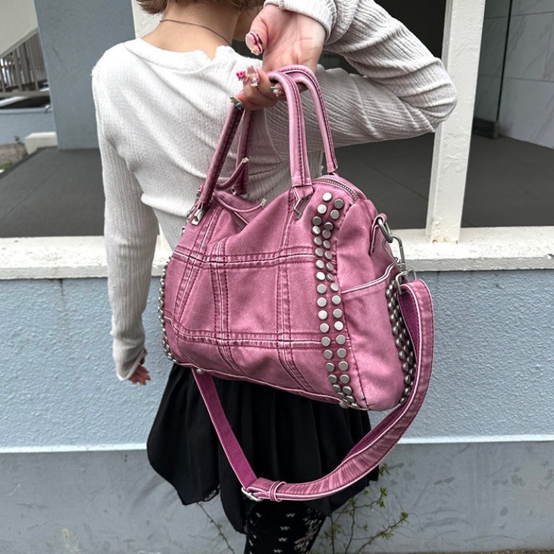 Tas Selempang Kapasitas Besar  - Embroidery Meaning ulasan dan harga